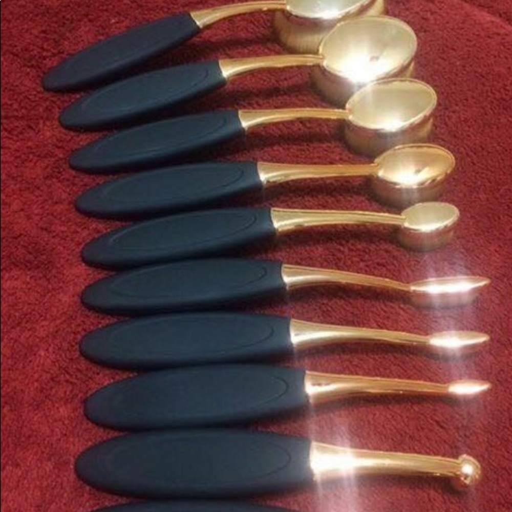 10pcs Oval Brush Set